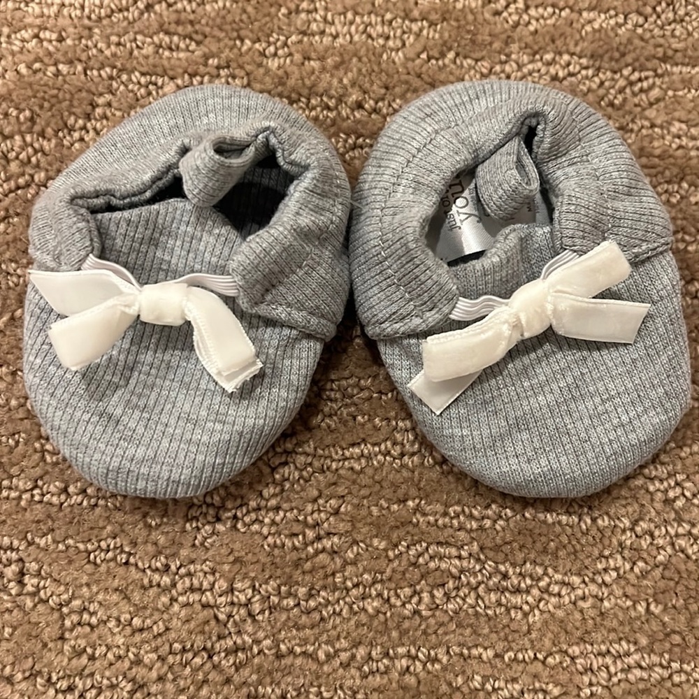 Baby Girl Booties -Grey with Bow